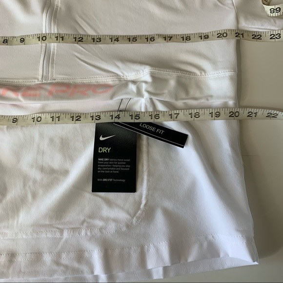 Nike Pro Dri Fit NWT Packable Lightweight Jacket - Picture 10 of 15